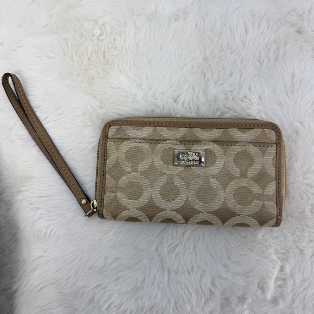 Coach Op Art Signature Canvas Wristlet Wallet Beige/Tan Color Corner Zip